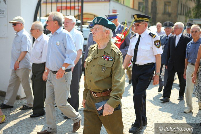 uroczyscie-w-dniu-swieta-wojska-polskiego-foto-59402
