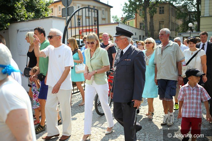 uroczyscie-w-dniu-swieta-wojska-polskiego-foto-59402