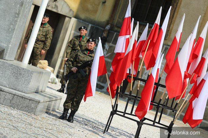 uroczyscie-w-dniu-swieta-wojska-polskiego-foto-59402