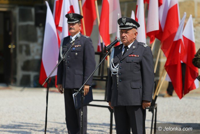 uroczyscie-w-dniu-swieta-wojska-polskiego-foto-59402