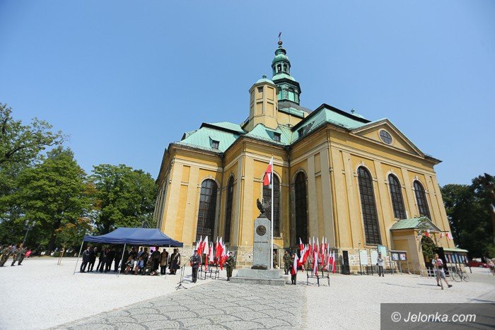 uroczyscie-w-dniu-swieta-wojska-polskiego-foto-59402