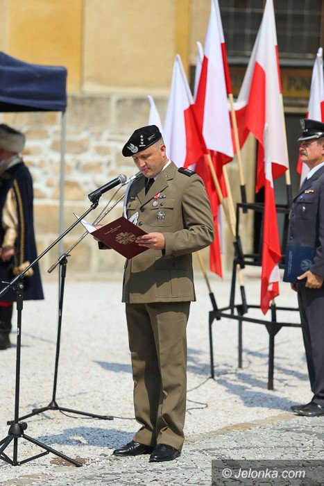 uroczyscie-w-dniu-swieta-wojska-polskiego-foto-59402