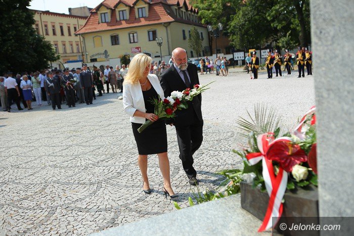 uroczyscie-w-dniu-swieta-wojska-polskiego-foto-59402