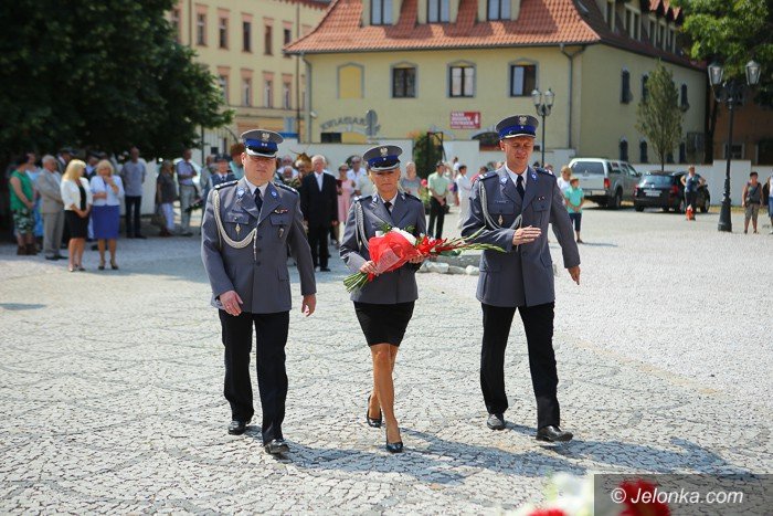 uroczyscie-w-dniu-swieta-wojska-polskiego-foto-59402