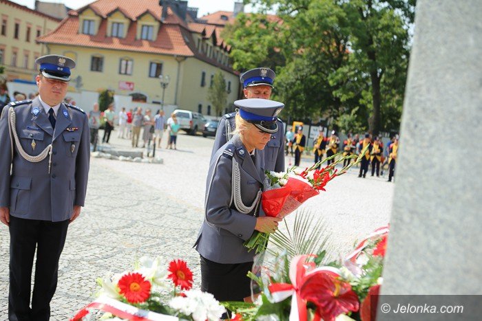 uroczyscie-w-dniu-swieta-wojska-polskiego-foto-59402