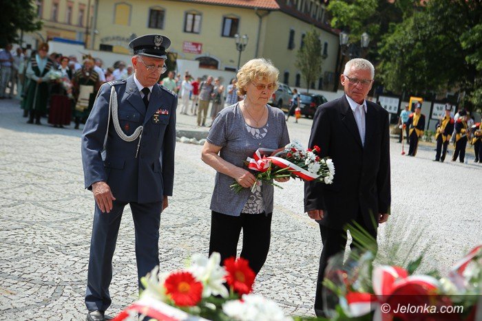 uroczyscie-w-dniu-swieta-wojska-polskiego-foto-59402