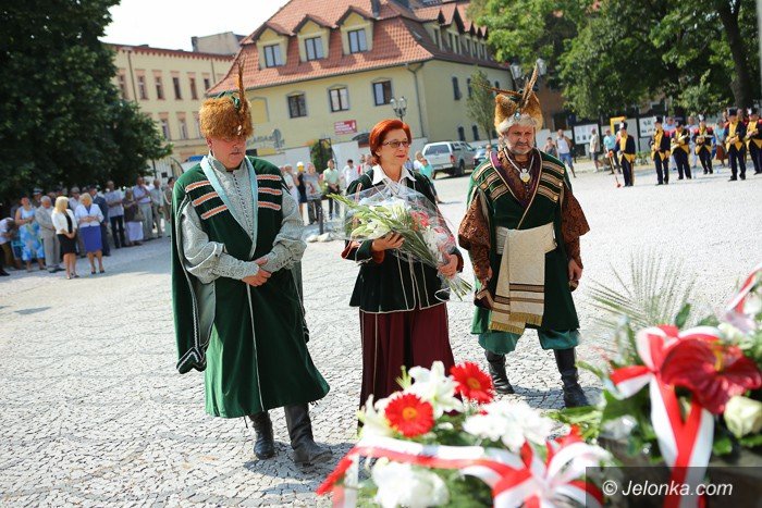 uroczyscie-w-dniu-swieta-wojska-polskiego-foto-59402