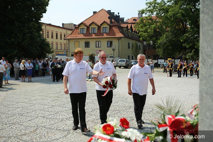 uroczyscie-w-dniu-swieta-wojska-polskiego-foto-59402