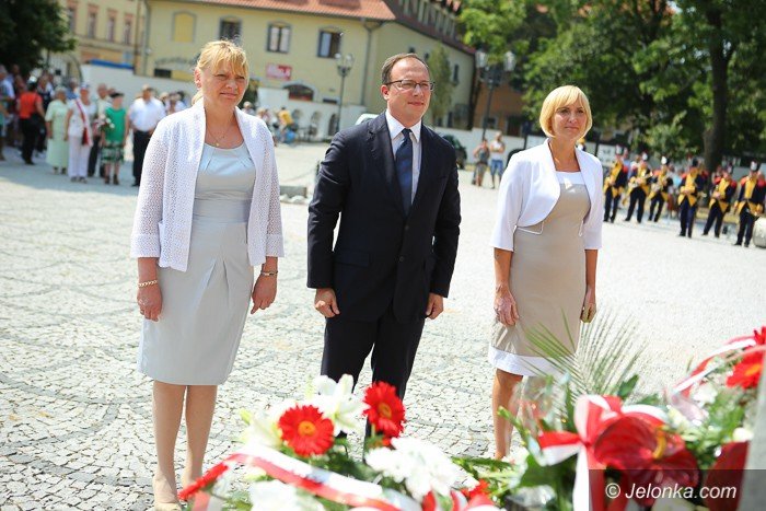uroczyscie-w-dniu-swieta-wojska-polskiego-foto-59402