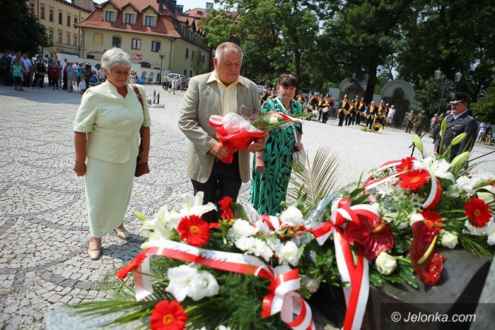 uroczyscie-w-dniu-swieta-wojska-polskiego-foto-59402