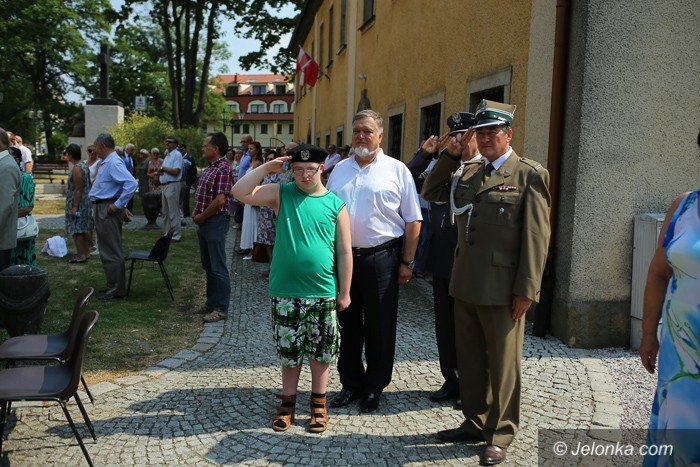 uroczyscie-w-dniu-swieta-wojska-polskiego-foto-59402