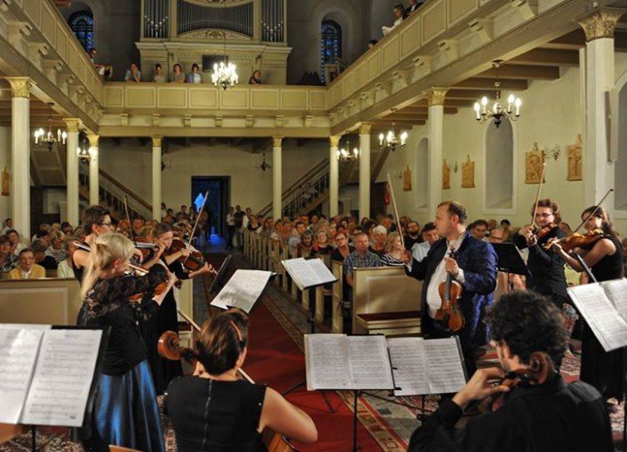 festival-dell-arte-trwa-w-najlepsze-foto-59437