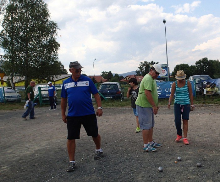 w-podgorzynie-zawodnicy-grali-w-kule-foto-59515
