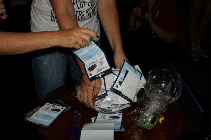 salwy-smiechu-w-kinie-kobiet-foto-59579