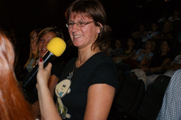 salwy-smiechu-w-kinie-kobiet-foto-59579