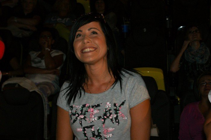 salwy-smiechu-w-kinie-kobiet-foto-59579
