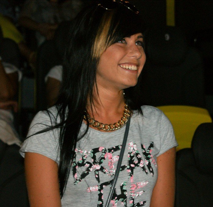 salwy-smiechu-w-kinie-kobiet-foto-59579