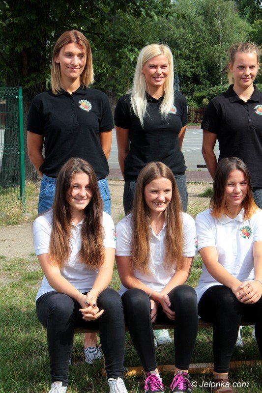 koszykarki-karkonoszy-gotowe-do-gry-foto-59581
