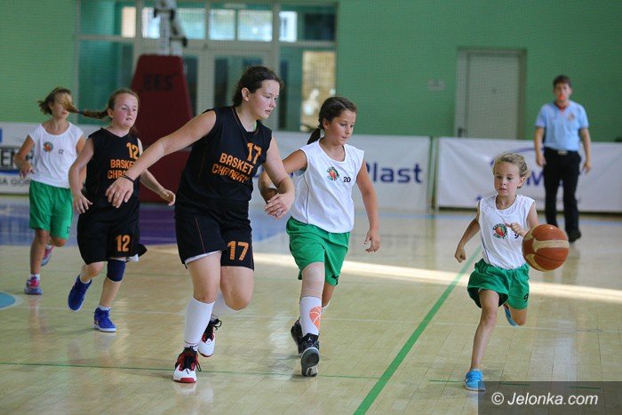 dziewczynki-walczyy-w-turnieju-jelonek-cup-foto-59630