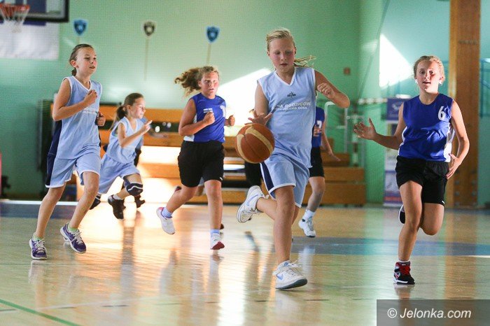 dziewczynki-walczyy-w-turnieju-jelonek-cup-foto-59630