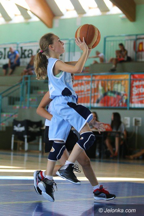 dziewczynki-walczyy-w-turnieju-jelonek-cup-foto-59630