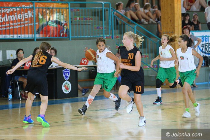dziewczynki-walczyy-w-turnieju-jelonek-cup-foto-59630