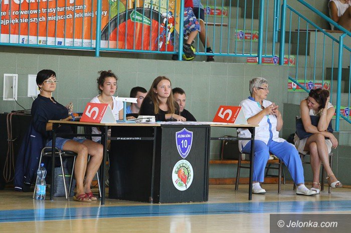 dziewczynki-walczyy-w-turnieju-jelonek-cup-foto-59630