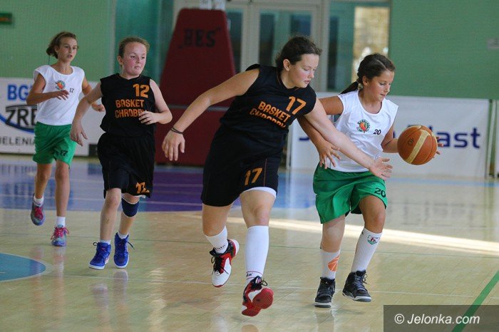 dziewczynki-walczyy-w-turnieju-jelonek-cup-foto-59630