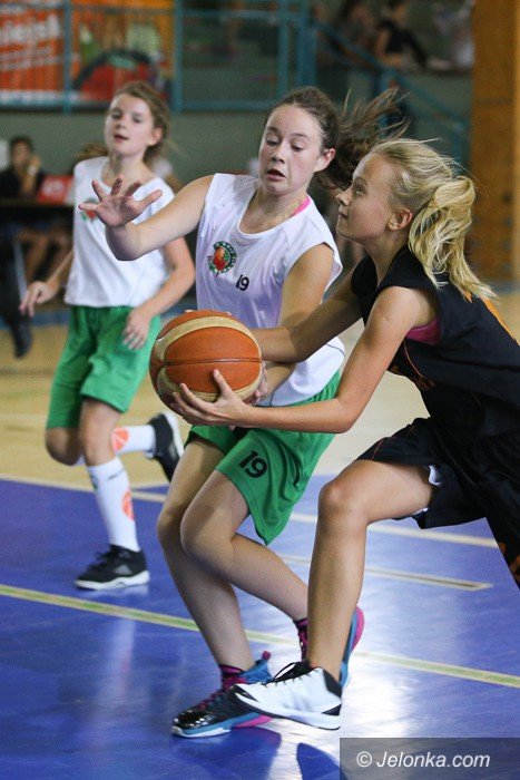 dziewczynki-walczyy-w-turnieju-jelonek-cup-foto-59630