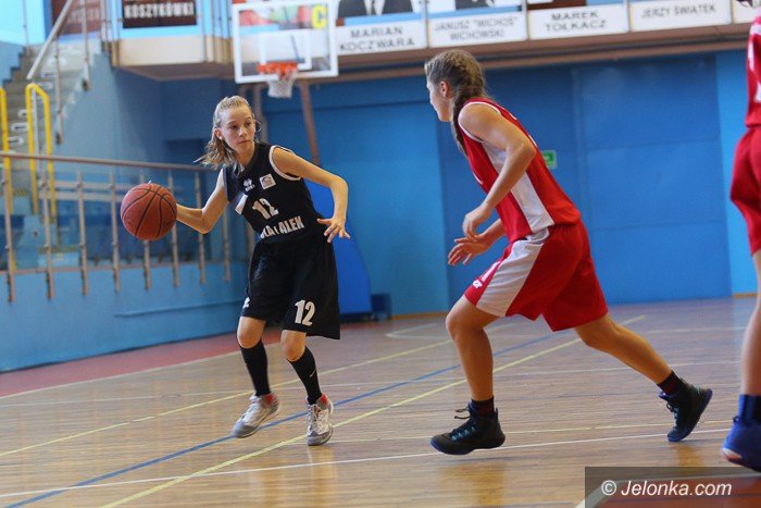 dziewczynki-walczyy-w-turnieju-jelonek-cup-foto-59630