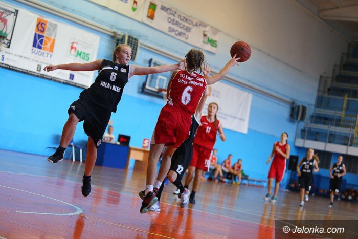 dziewczynki-walczyy-w-turnieju-jelonek-cup-foto-59630