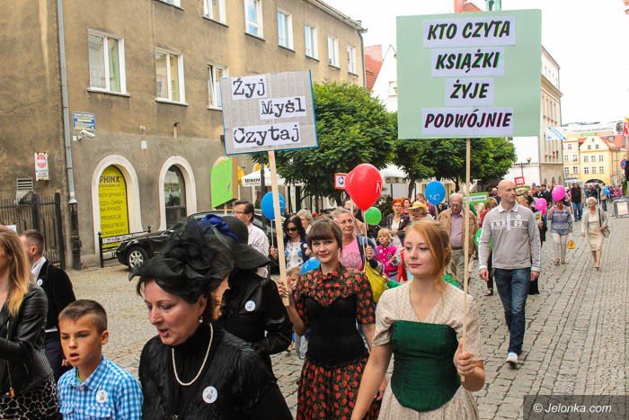 caa-polska-czytaa-lalke-foto-59704