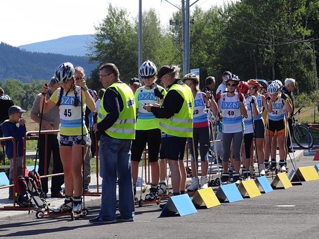 w-sobieszowie-scigali-sie-na-nartorolkach-foto-59727