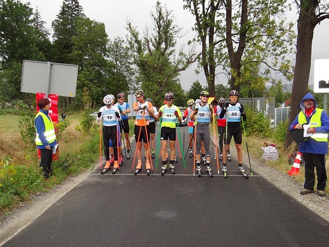w-sobieszowie-scigali-sie-na-nartorolkach-foto-59727