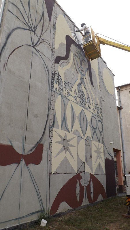w-jeleniej-gorze-powstaja-kolejne-murale-foto-59748