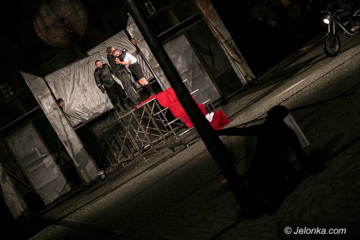 apokaliptyczna-wizja-tragedii-szekspira-w-deszczu-foto-59751