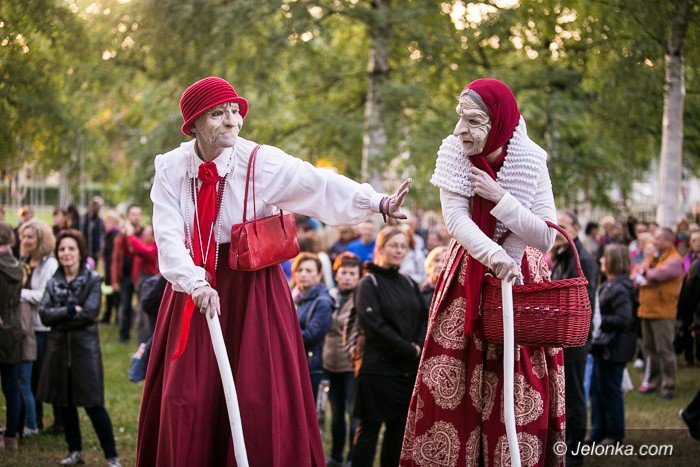 niezwyka-opowiesc-o-przemijaniu-foto-59778