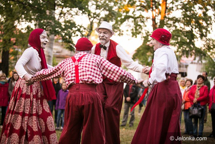 niezwyka-opowiesc-o-przemijaniu-foto-59778