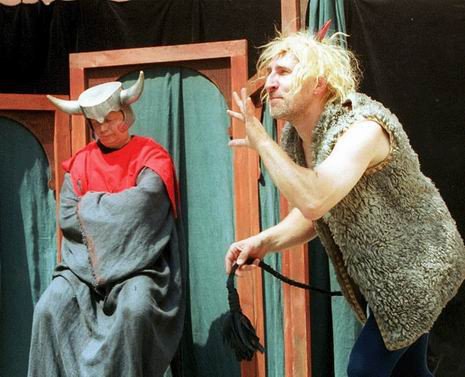 20-lat-teatru-maska-i-premiera-kontrabasisty-foto-59929