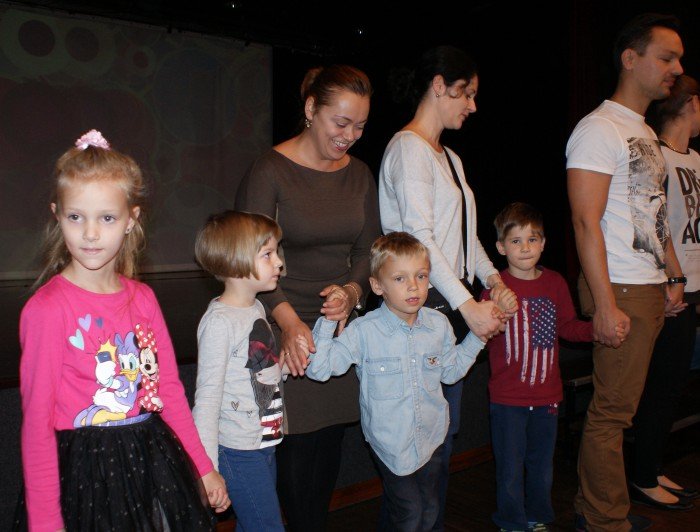 dzieci-odkryway-w-muflonie-tajemnice-cywilizacji-foto-60084