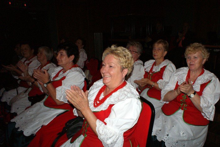 seniorzy-rozspiewali-sobieszow-foto-60089