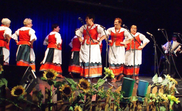 seniorzy-rozspiewali-sobieszow-foto-60089