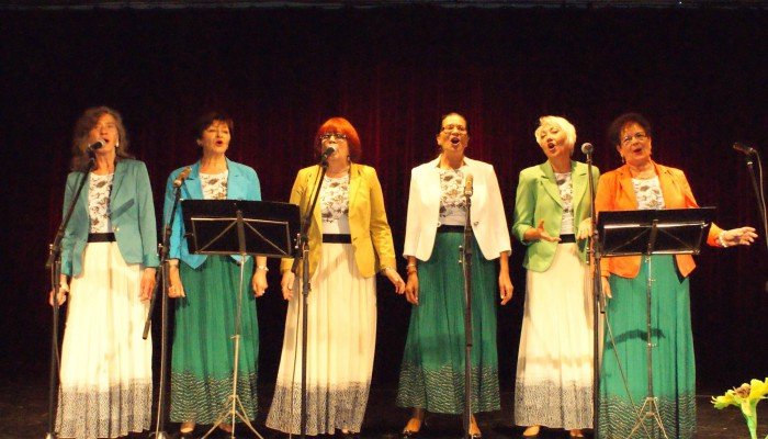 seniorzy-rozspiewali-sobieszow-foto-60089