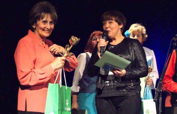seniorzy-rozspiewali-sobieszow-foto-60089
