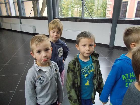 lekcje-w-muzeum-o-historii-strojow-ludowych-foto-60092