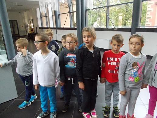 lekcje-w-muzeum-o-historii-strojow-ludowych-foto-60092