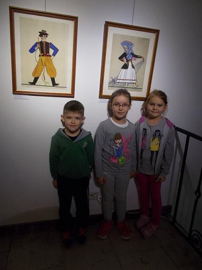 lekcje-w-muzeum-o-historii-strojow-ludowych-foto-60092