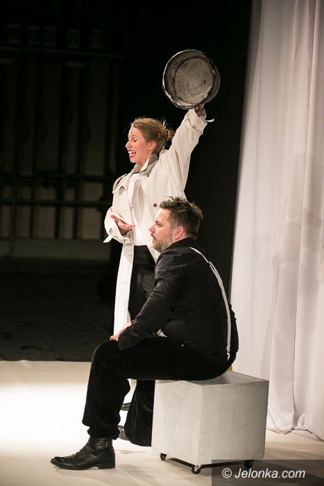 cos-dla-fanow-teatru-absurdu-i-surrealizmu-foto-60103