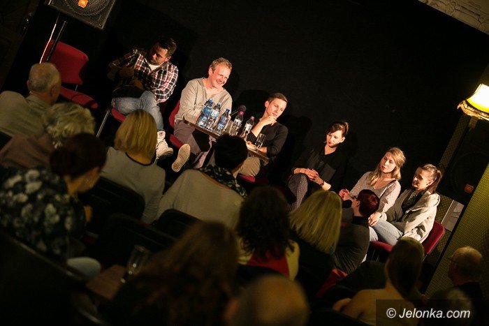 cos-dla-fanow-teatru-absurdu-i-surrealizmu-foto-60103