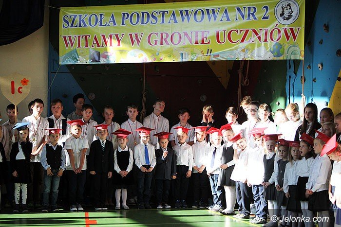 pasowanie-pierwszakow-w-sp-2-foto-60115